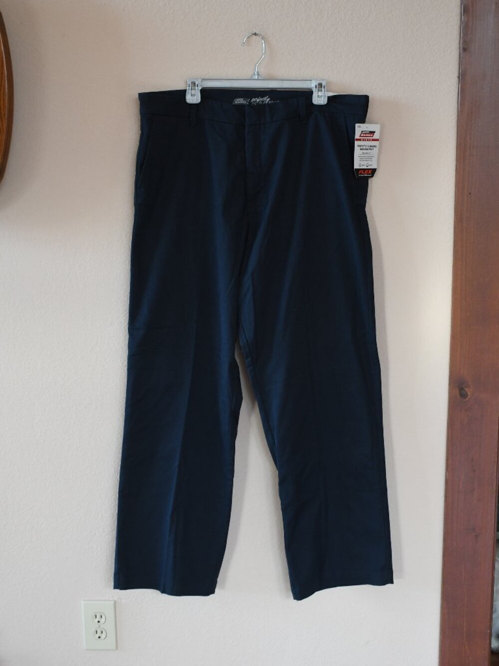 Genuine Dickies Women's Blue Perfectly Slimming High Rise Flex Pants Size 18 R